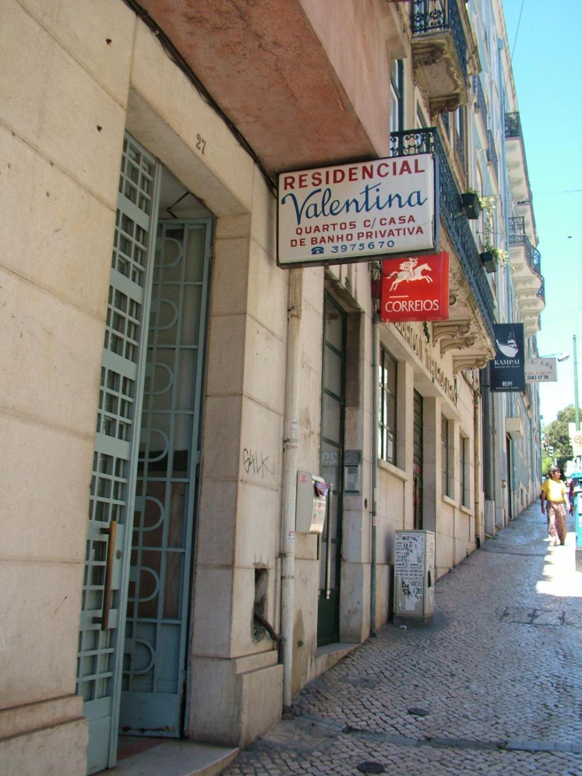 Residencial Valentina Hotel Lisbon Exterior photo Residential building in Porto Alegre